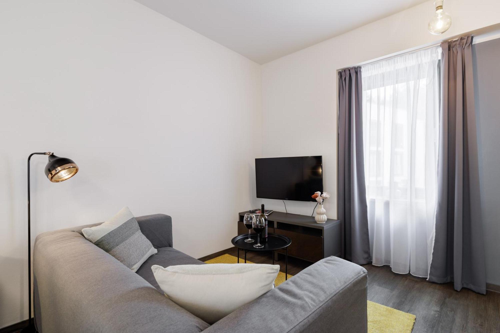 River Apartments Mladá Boleslav Buitenkant foto
