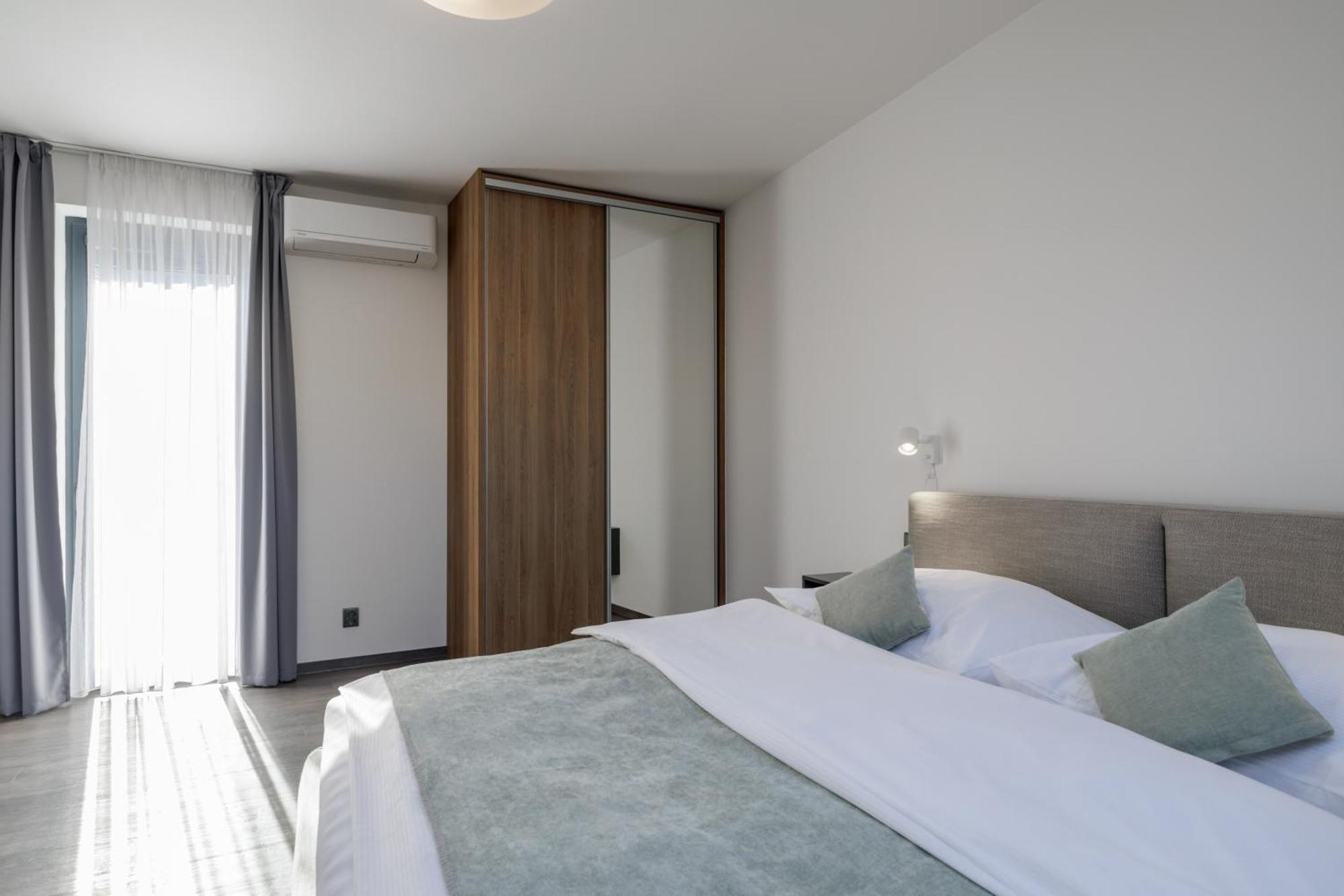 River Apartments Mladá Boleslav Buitenkant foto